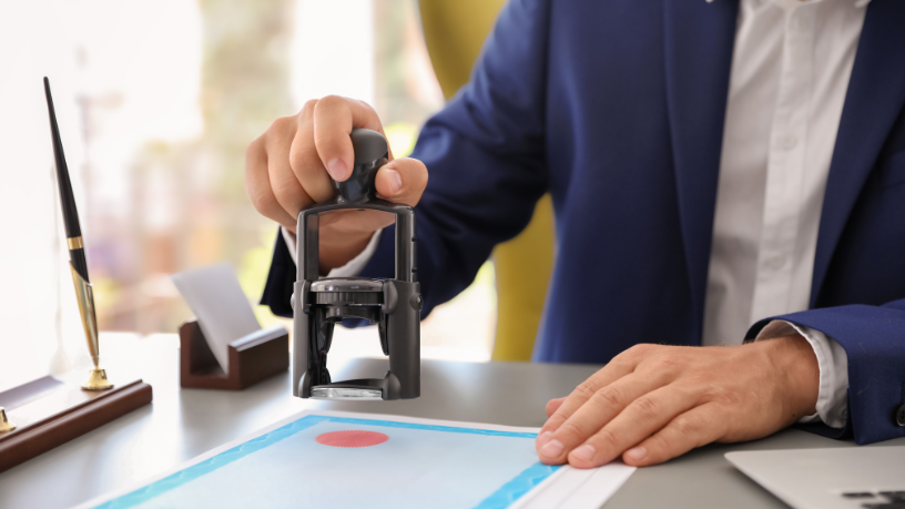 A adoção de práticas sustentáveis e de responsabilidade social nos cartórios brasileiros fortalece a confiança pública e a cidadania, destaca Kelsem Ricardo Rios Lima.