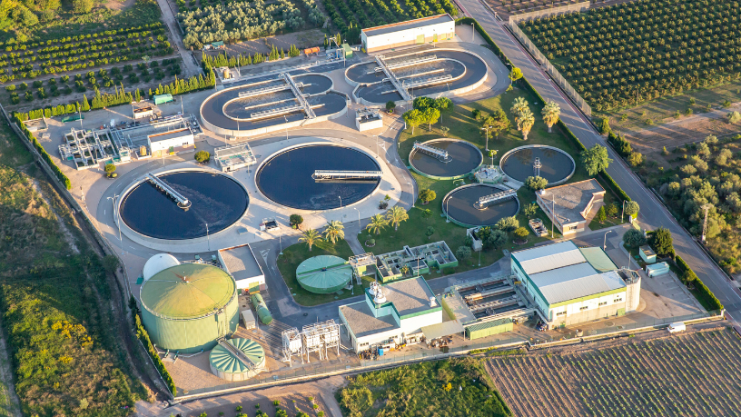 Tecnologia e Inovação no Tratamento de Esgoto: Como a Gestão Inteligente da Água Está Transformando o Saneamento no Brasil