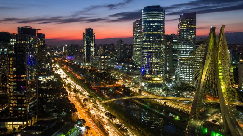 Brasil surpreende os EUA com tecnologia, eficiência e solidez econômica em meio às mudanças globais